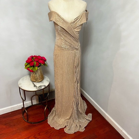 XSCAPE Gold Off Shoulder Short Sleeve Cascading Ruffle Full-Length Formal Gown - Picture 7 of 13